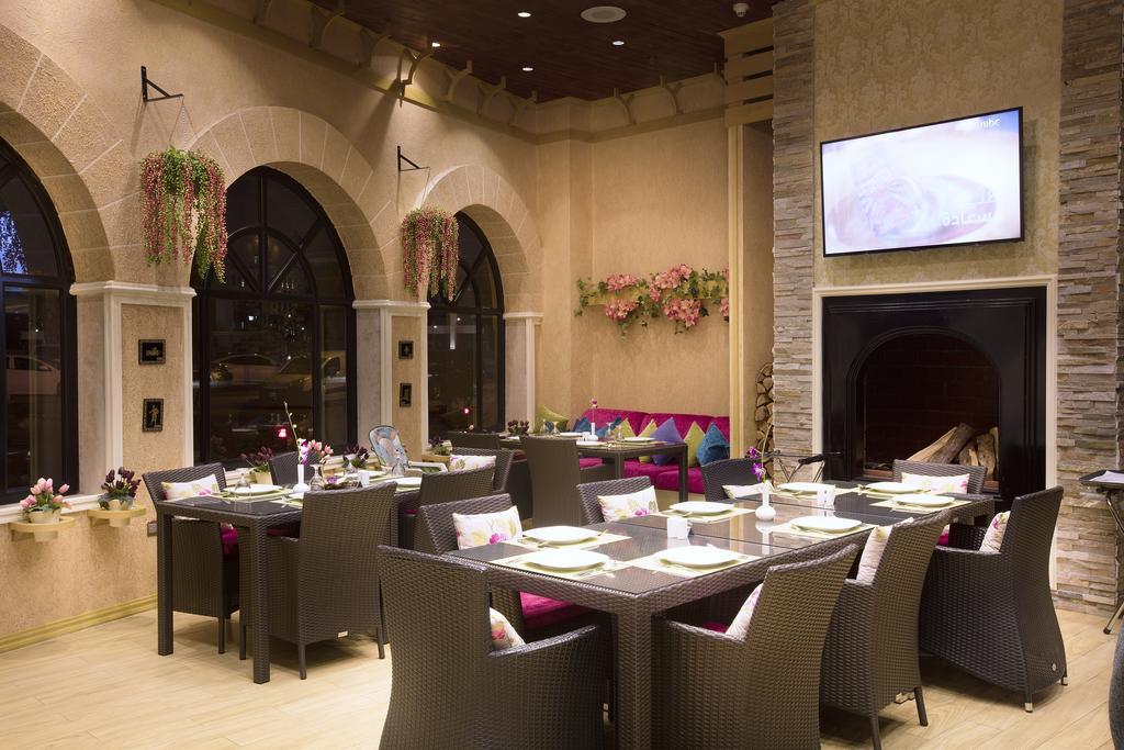 Al Gosaibi Hotel - Villa Эль-Хубар Экстерьер фото